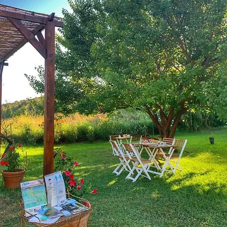 La Petra Longa Bed & Breakfast